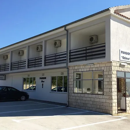 & Pansion Odmor Alojamento de Acomodação e Pequeno-almoço 3*
