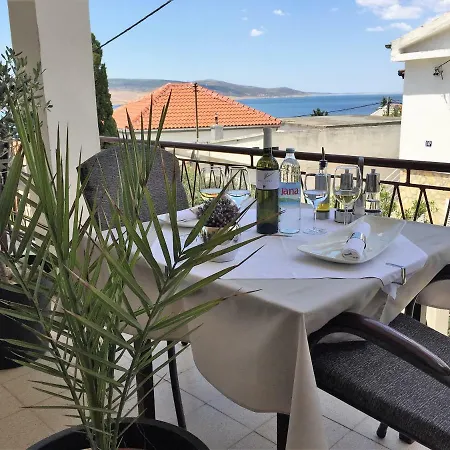 & Pansion Odmor Bed and breakfast