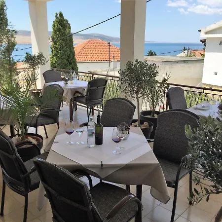 & Pansion Odmor Bed & Breakfast Rovanjska
