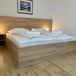 فندق مبيت وإفطار & Pansion Odmor 4*