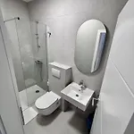 فندق مبيت وإفطار & Pansion Odmor روفانجسكا