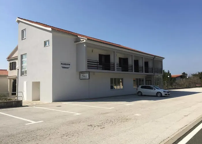 & Pansion Odmor 4* Rovanjska