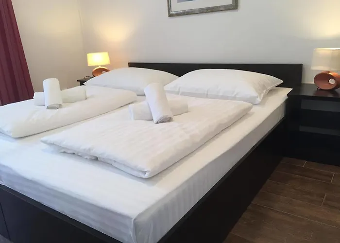 & Pansion Odmor 4* Rovanjska